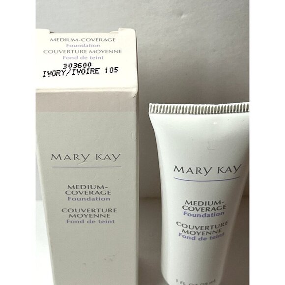 Mary Kay Medium Coverage Foundation Ivory 105 Gray Cap NEW Discontinued - Picture 2 of 3